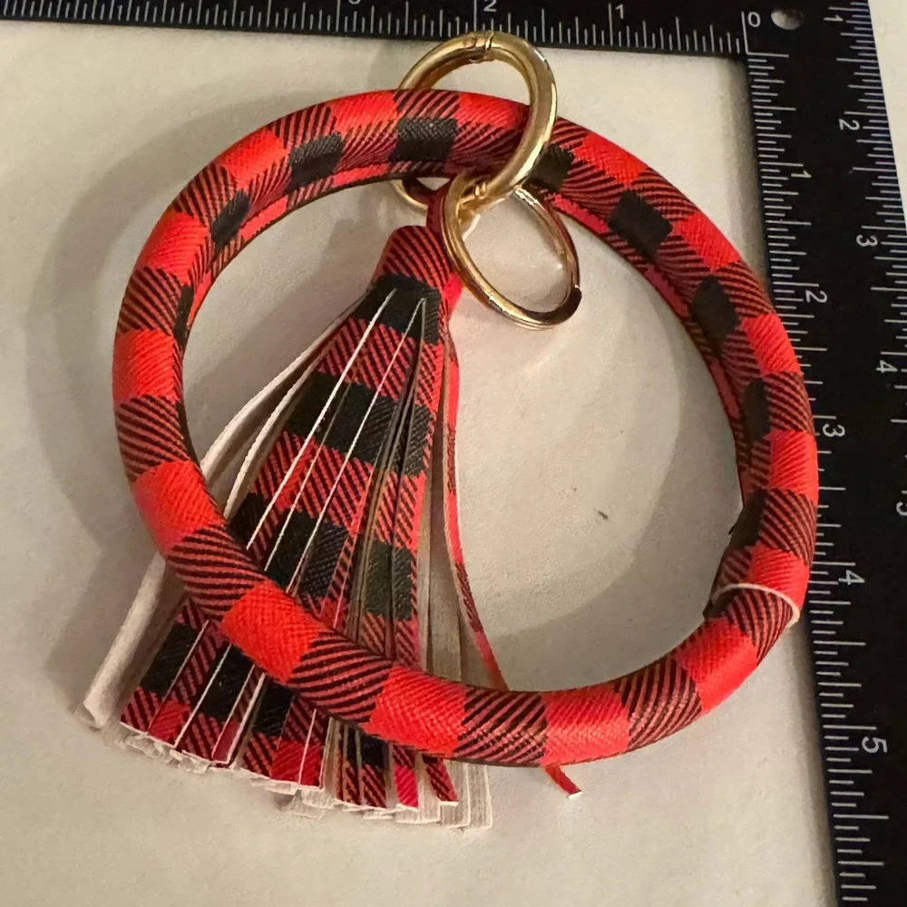 Buffalo Plaid Bangle Key‎ Ring Bracelet Keychain Tassel Red Black
